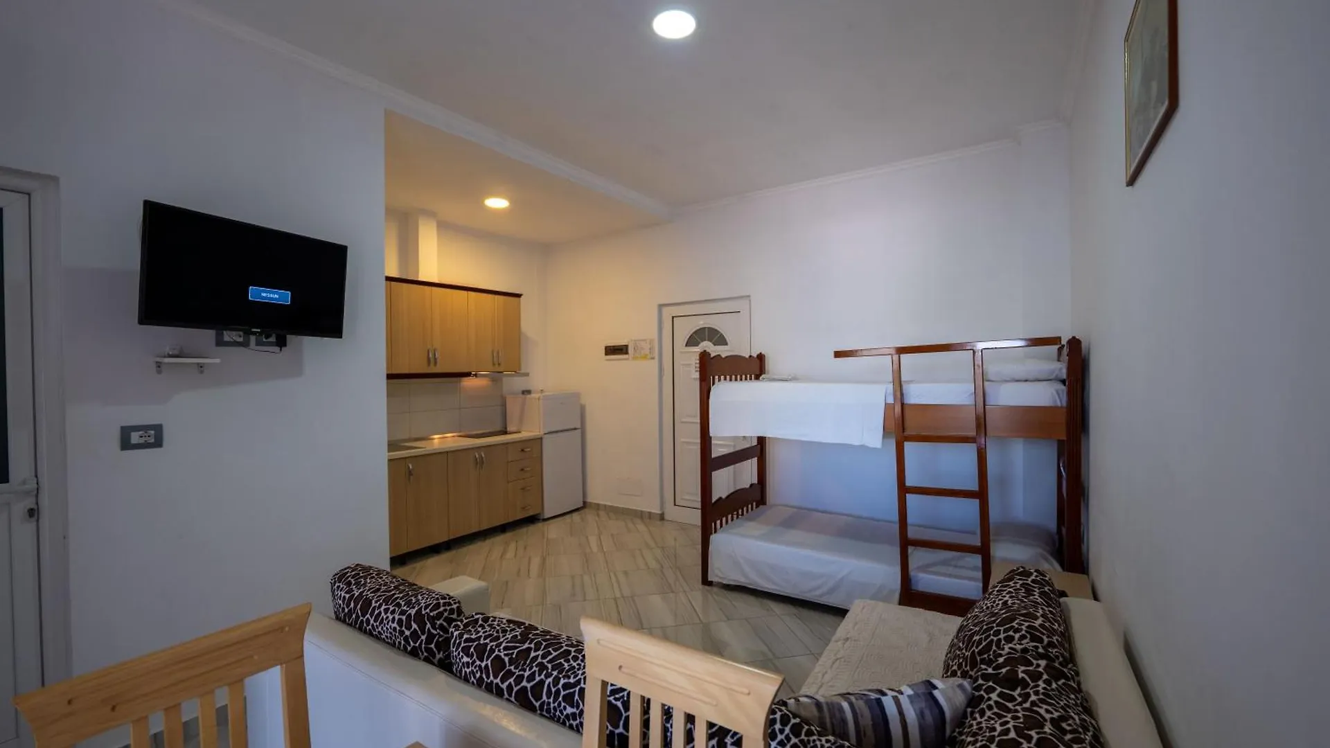 Vila Mario Hotel Ksamil 0*,
